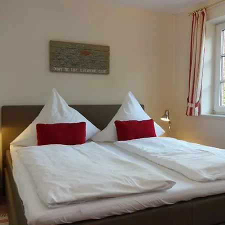 Haus Dithmarschen-wohnung 1 Apartament *